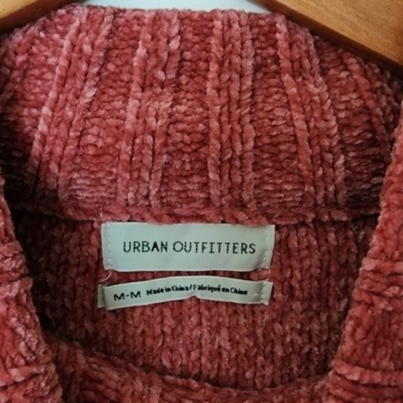 Urban Outfitters Daria Double Take Chenille Sweater size M Medium Plush Soft - Picture 5 of 6